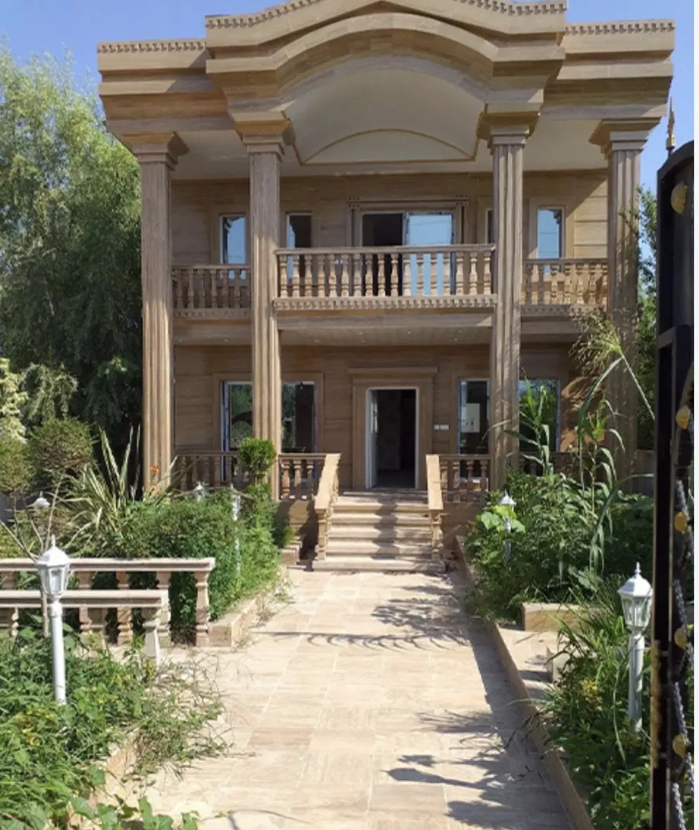 اجاره ویلایی دربست جلوی فضای سبز