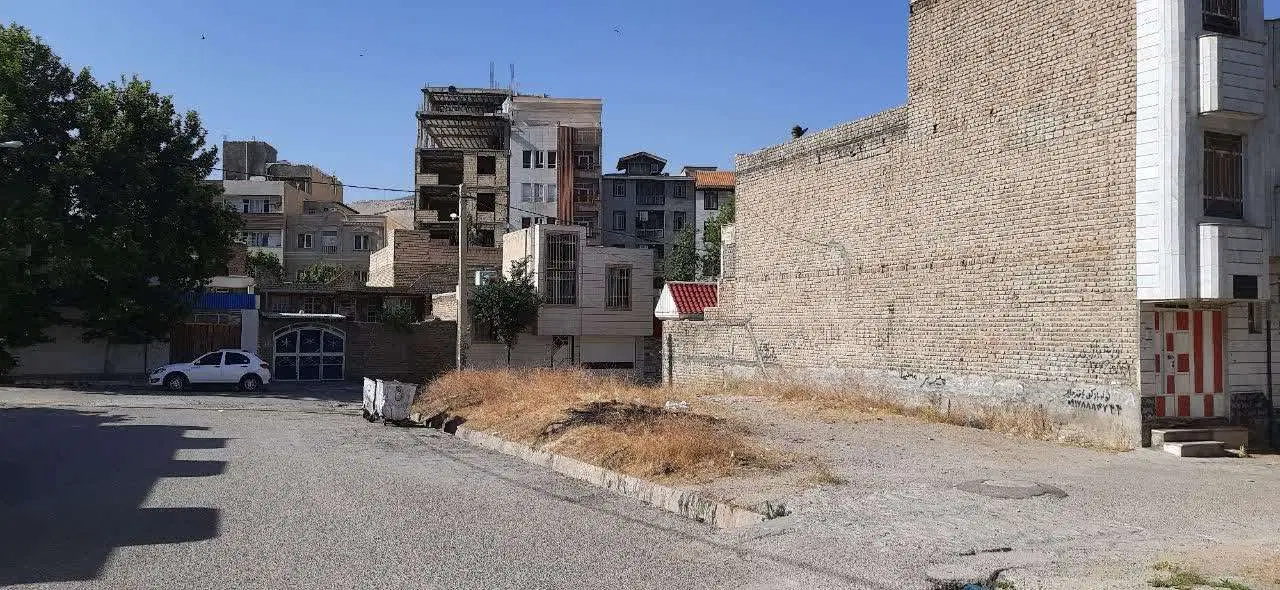 **پشت بیمارستان شفا _ معاوضه زمین ۳نبش _خیابان فتح
