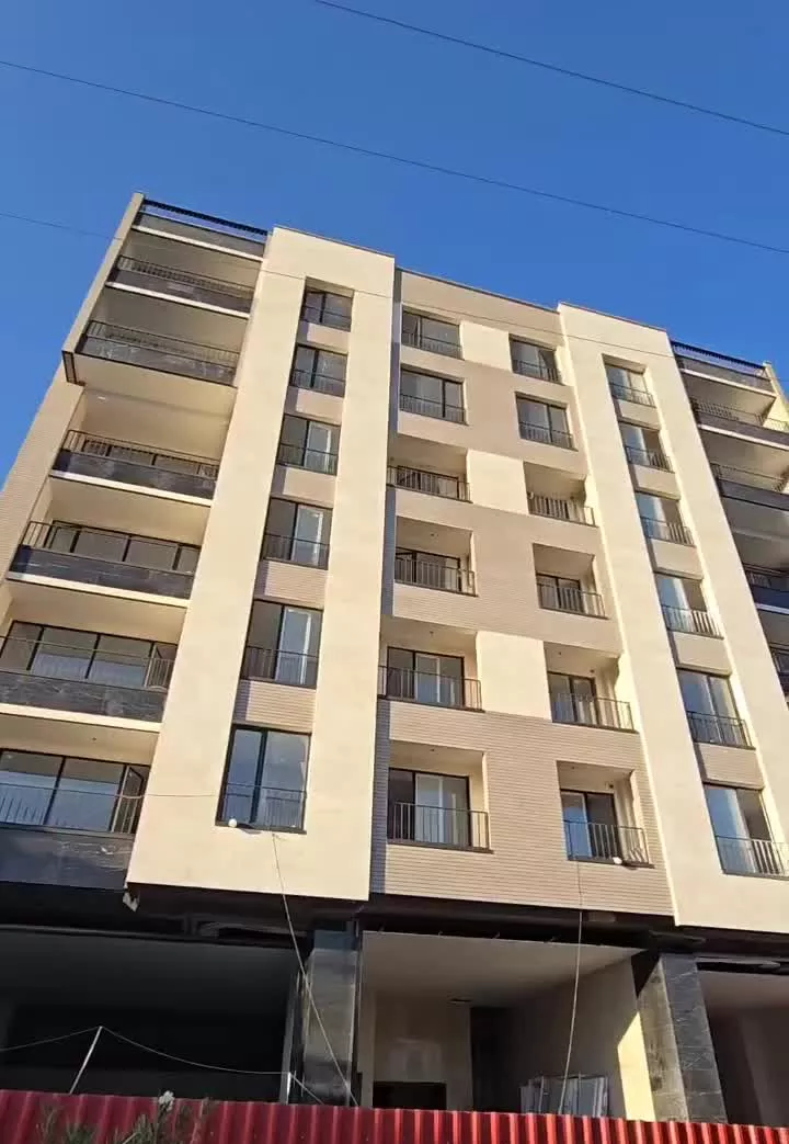 ۵۵متری اداری میدان بسیج سنندج