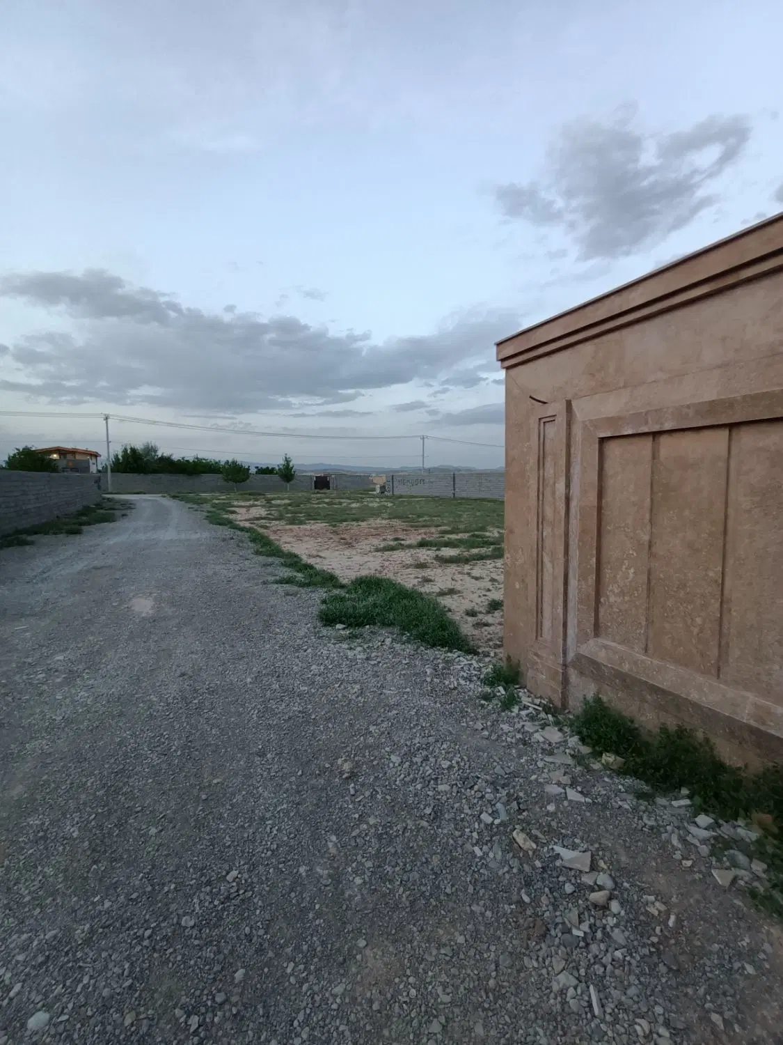 زمین در جاده کلات روستای گمیزدر