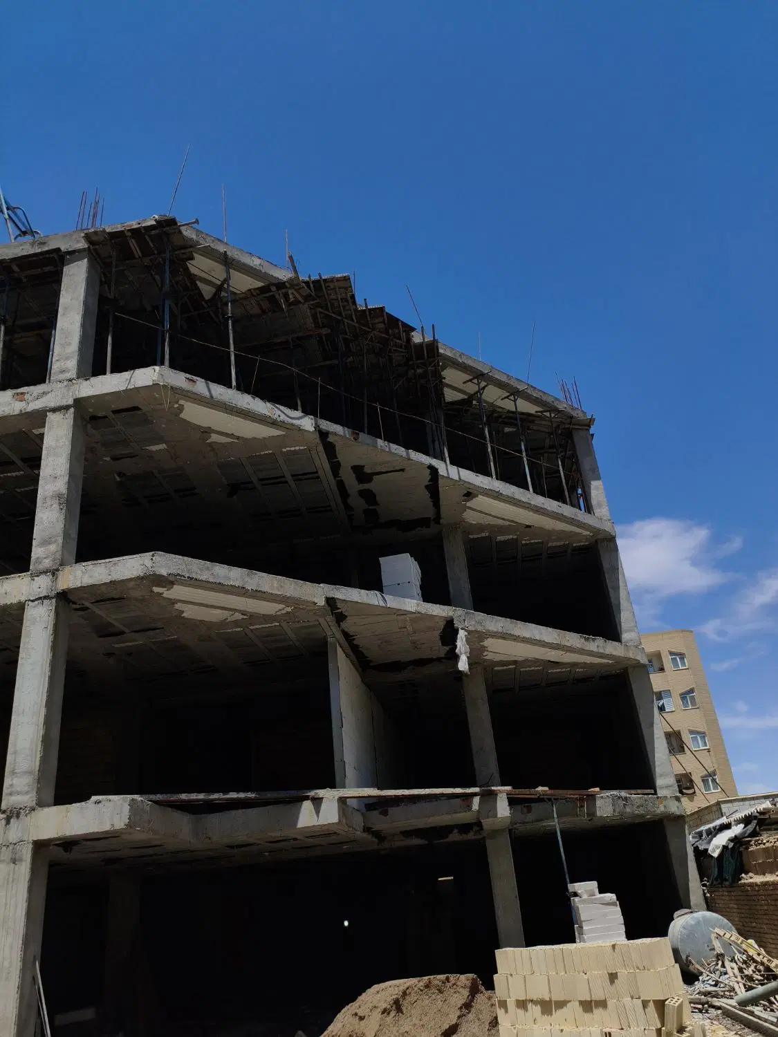 فروش یک واحد آپارتمان واقع در شاهین شهر