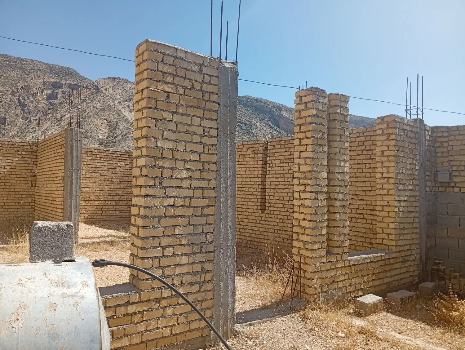 خانه و باغ فروش یاتهاتر