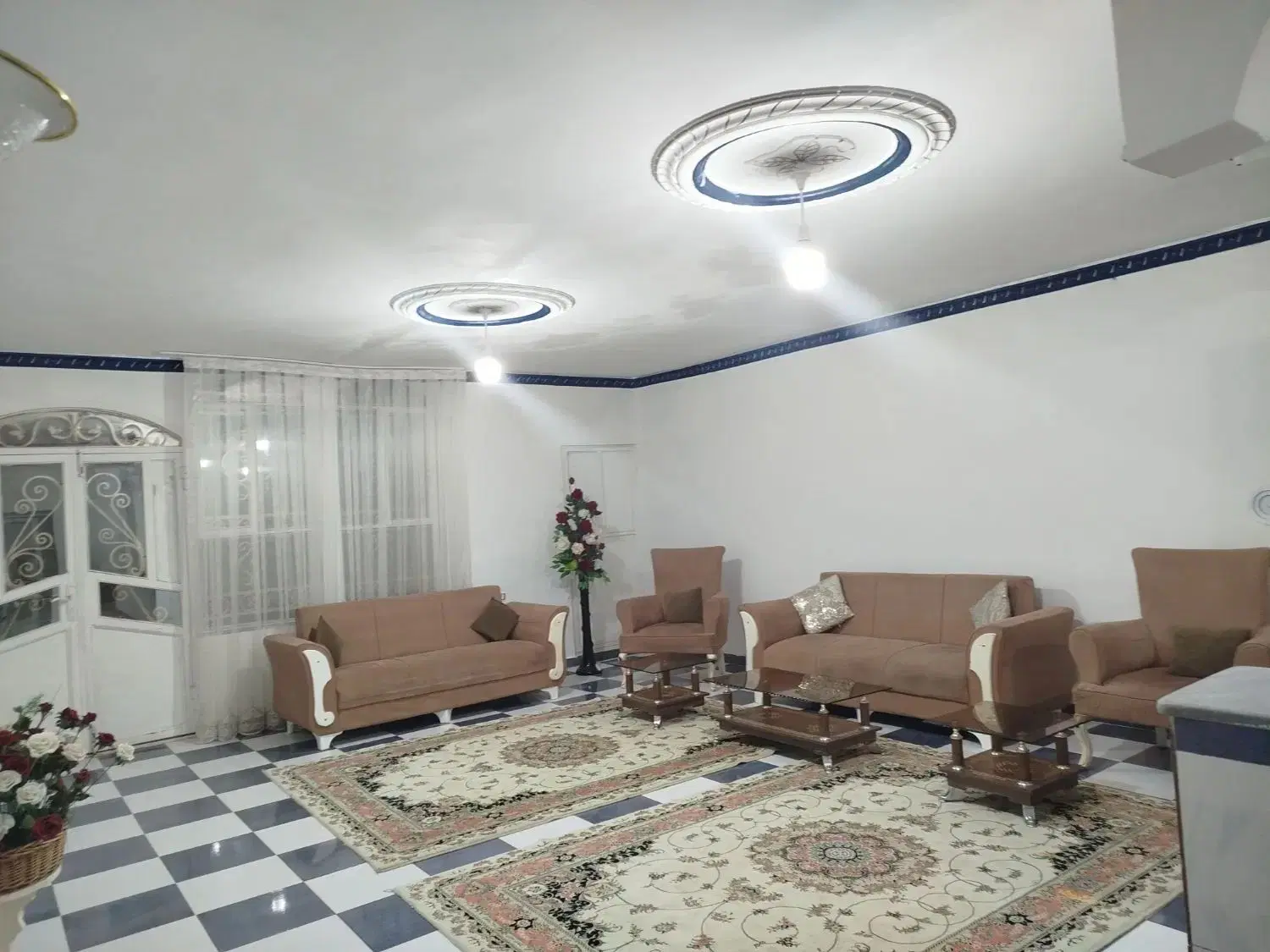 سوییت دربست پارکینگ دار