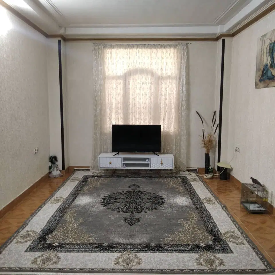 طبقه اول . تک واحدی. کلا ۳ طبقه. ۵۱ متری
