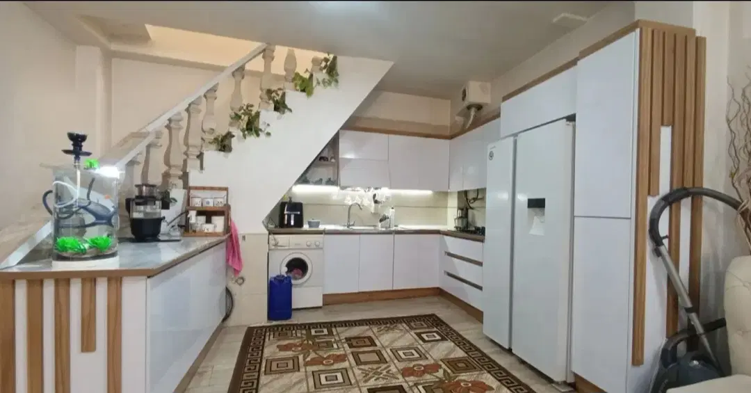 همخانه