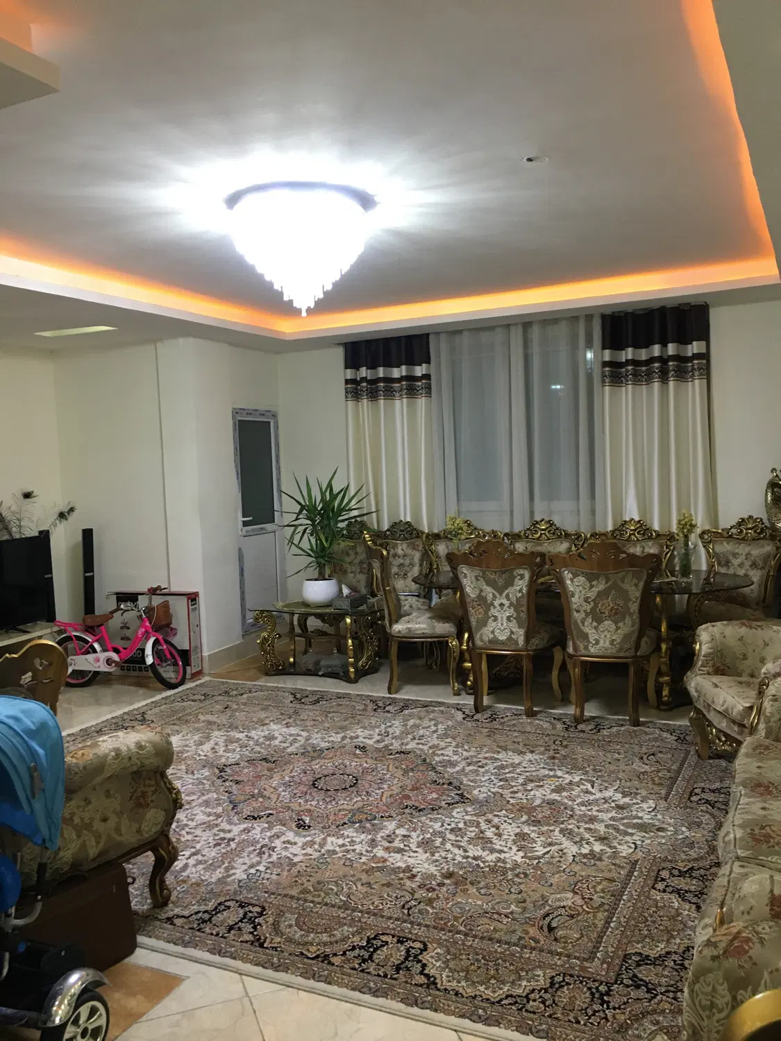 اپارتمان صدرا شخصی ساز