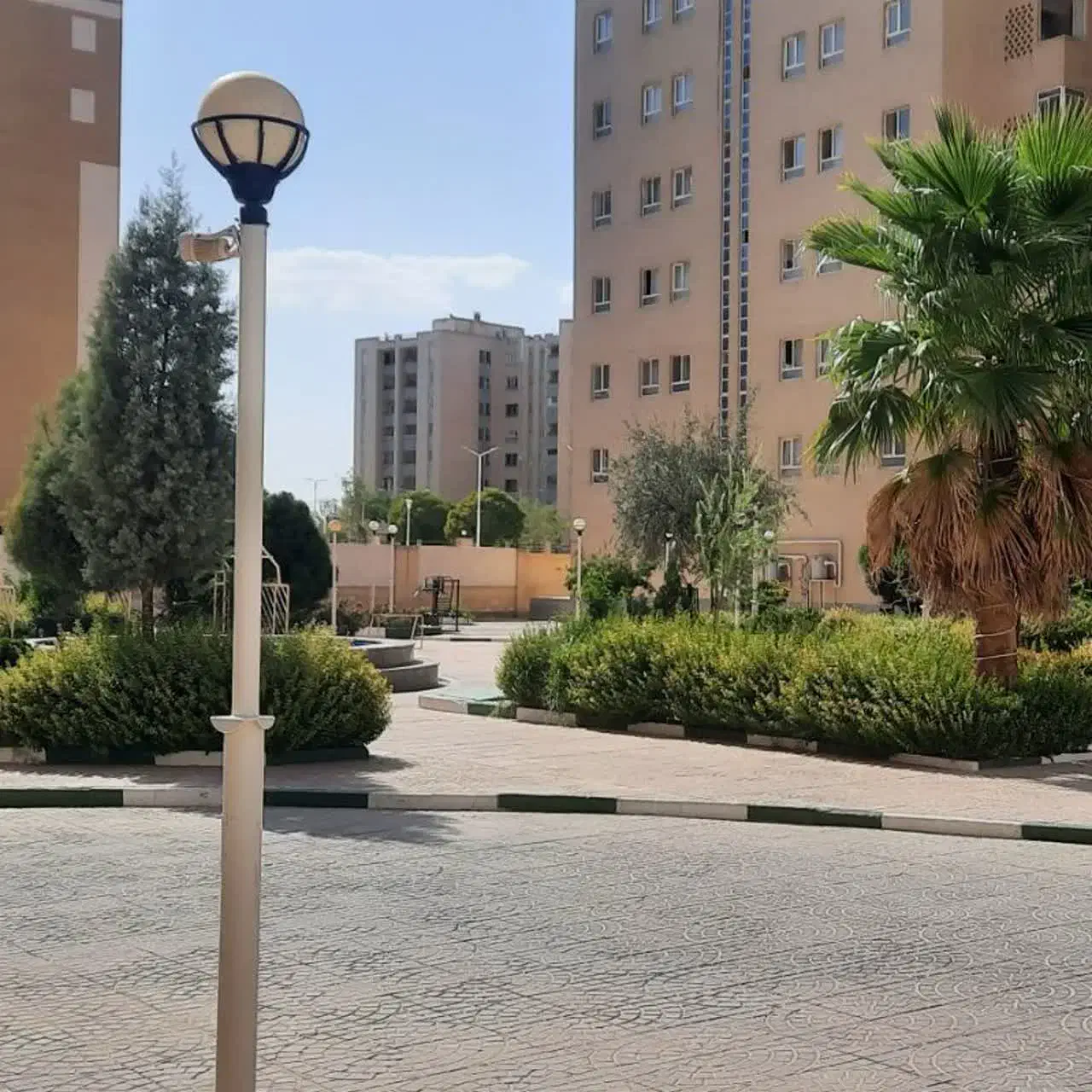 رهن کامل آپارتمان ۲ خواب مهران فرهنگیان