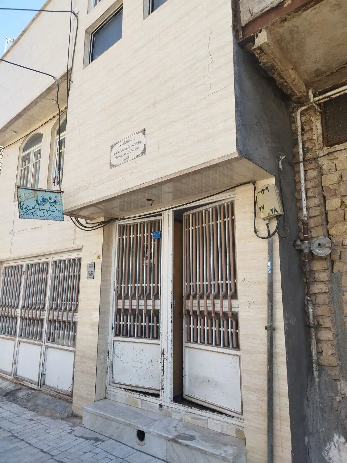 اجاره راه جدا تمیز نورگیر حیاط دار