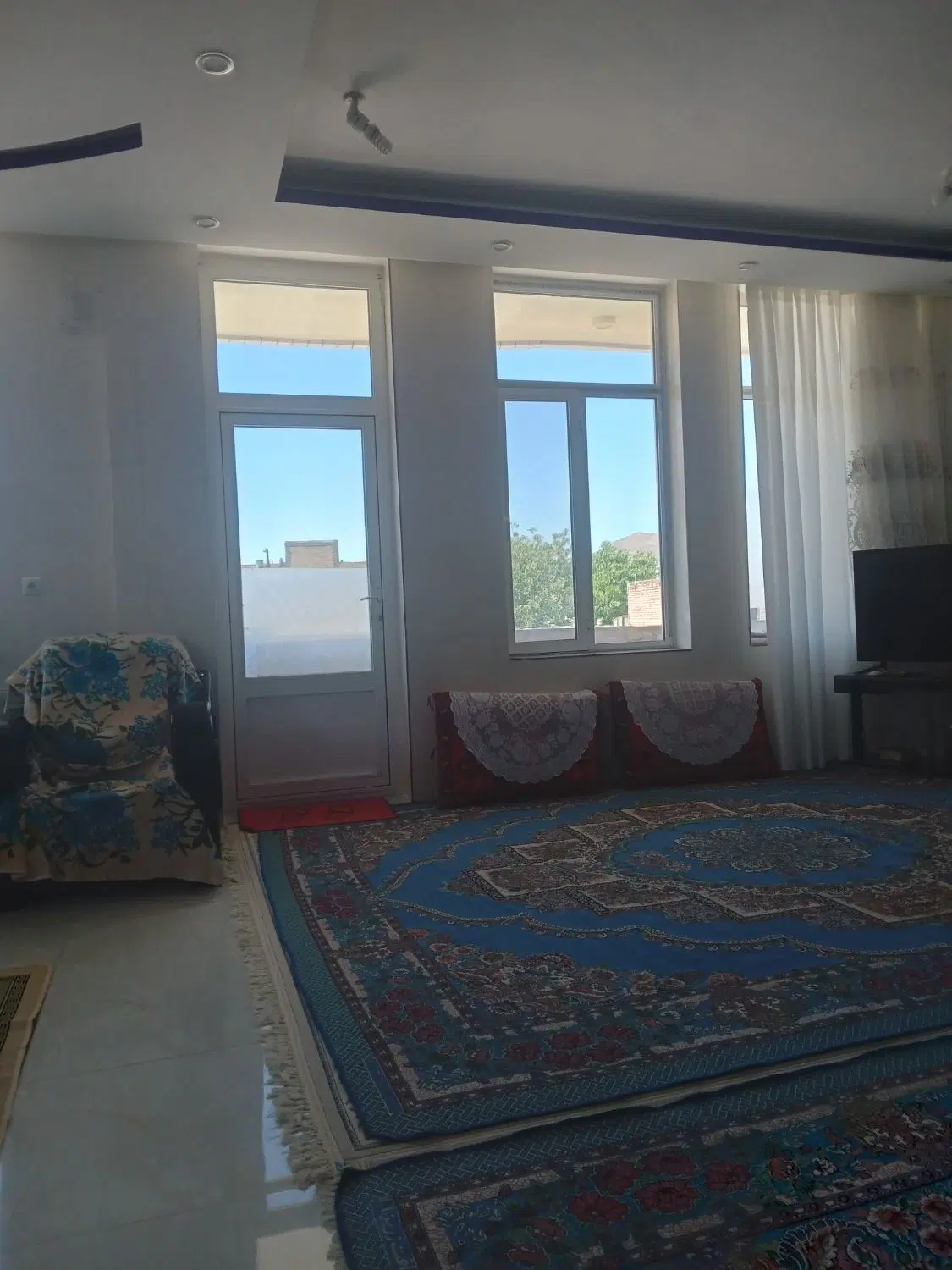 اجاره آپارتمان.دانشجویاکارمنددخترمومن ومحجبه