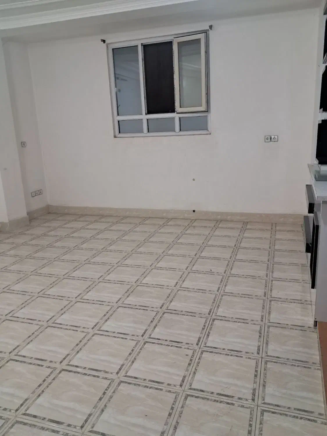 آپارتمان خیابان فلسطین