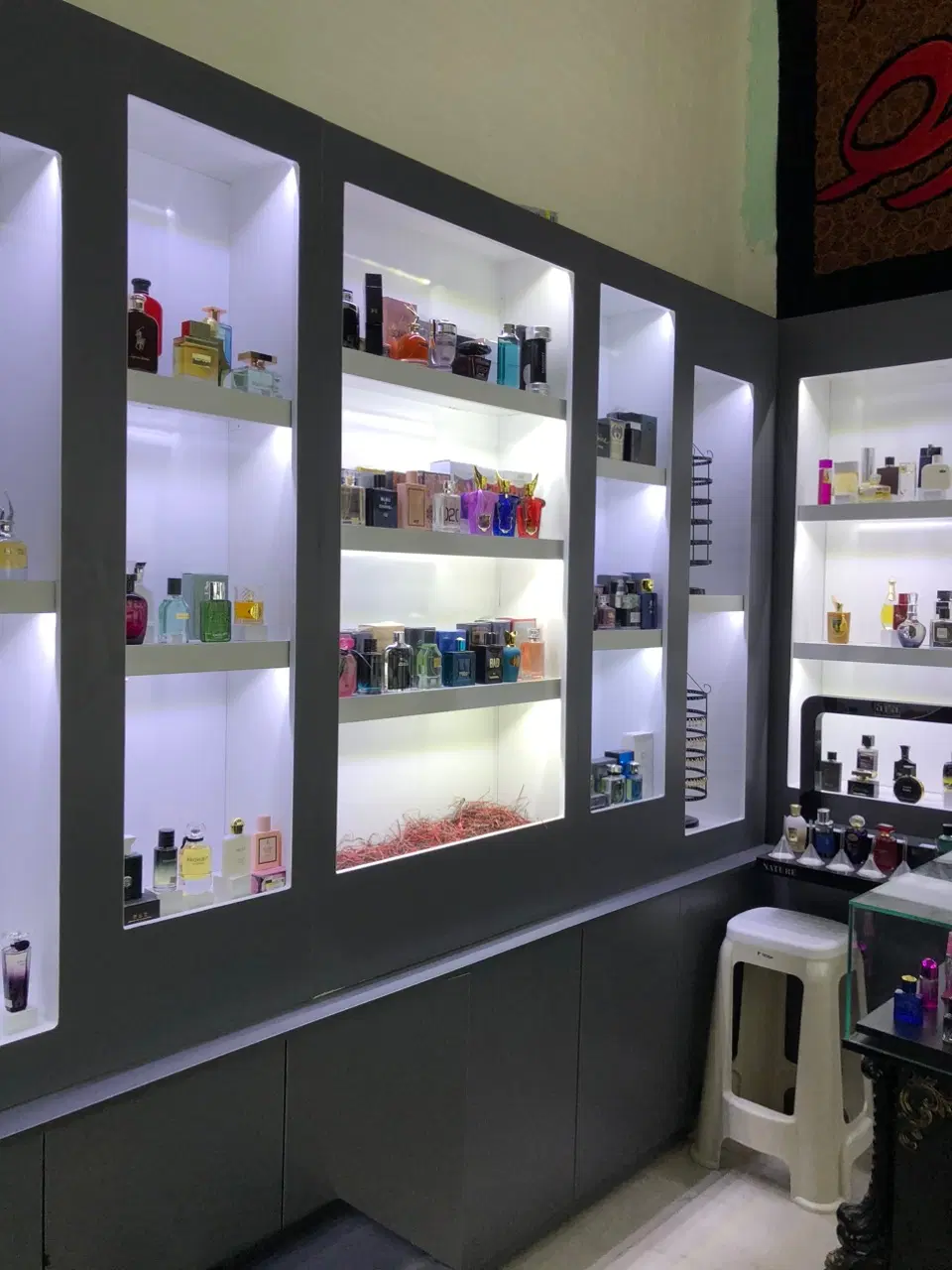 وگذاری عطر ادکلن شرایط چکی هم کنار میام