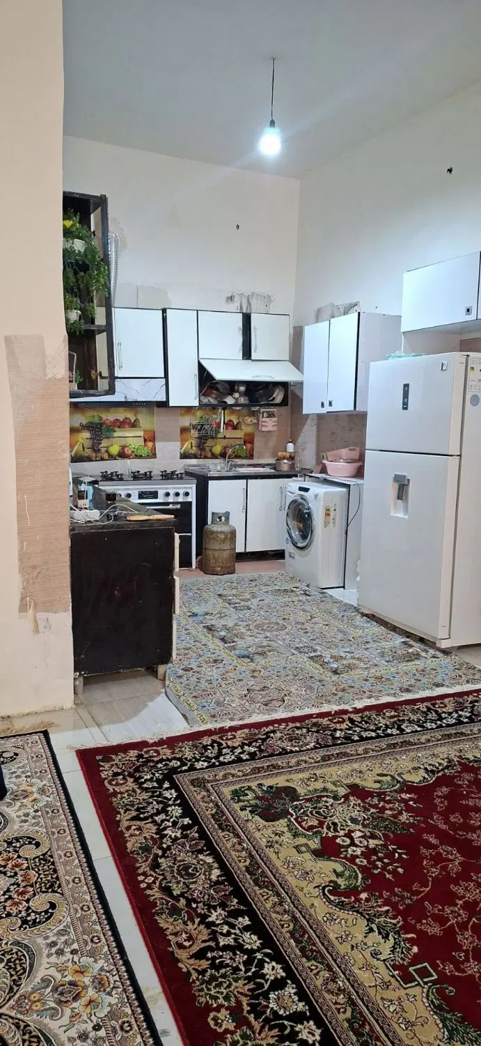 منزل ویلایی 600متری خ.زال