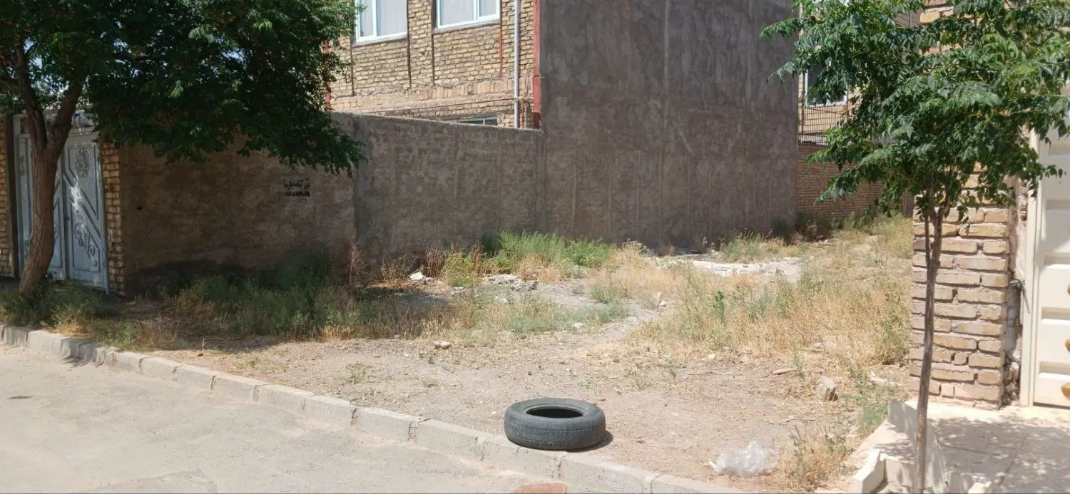 زمین چوبیندر معروف به سیصدمتری