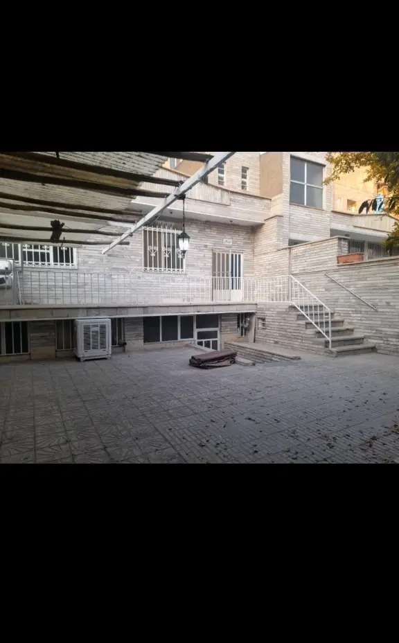 ۲۴۵ متر ویلایی فاز۴ مهرشهر