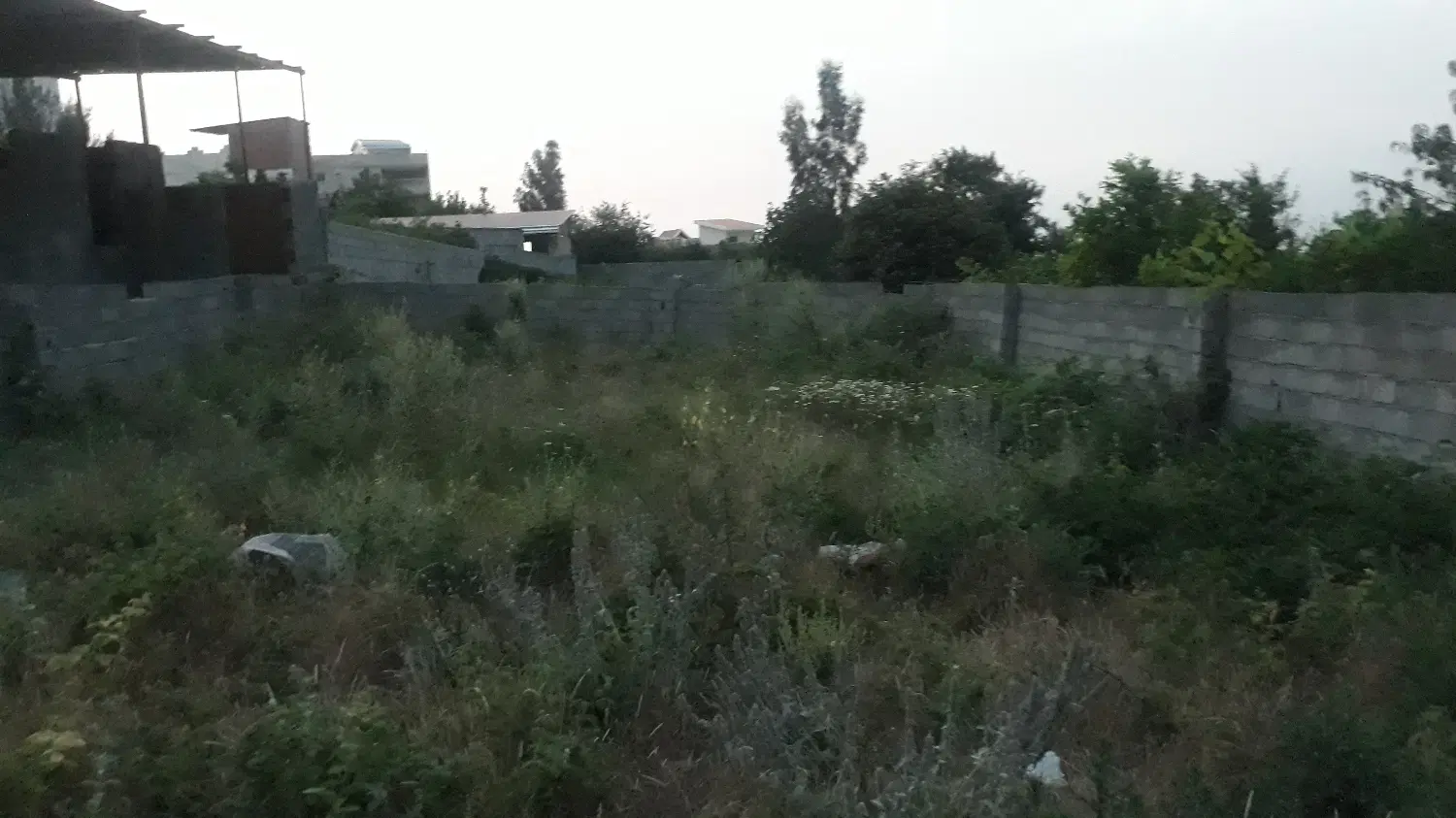 زمین 181 متری
