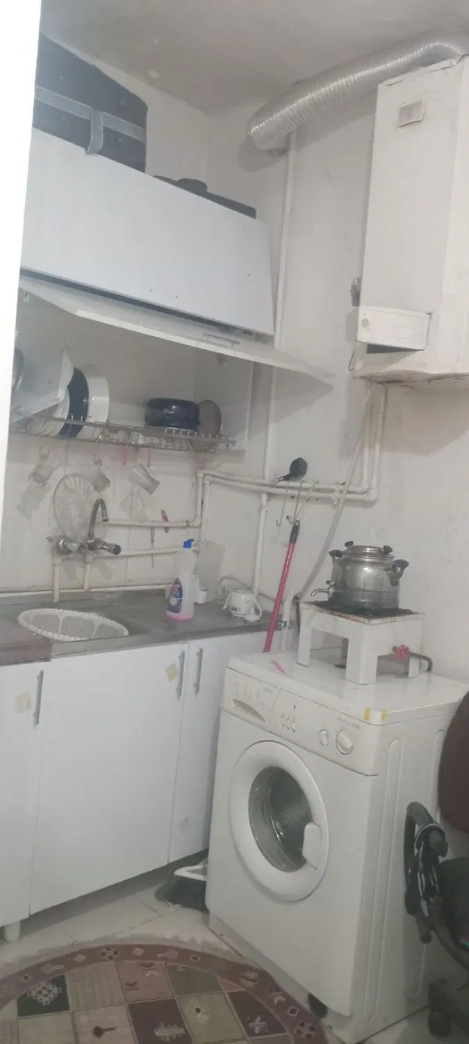 آپارتمان با مغازه