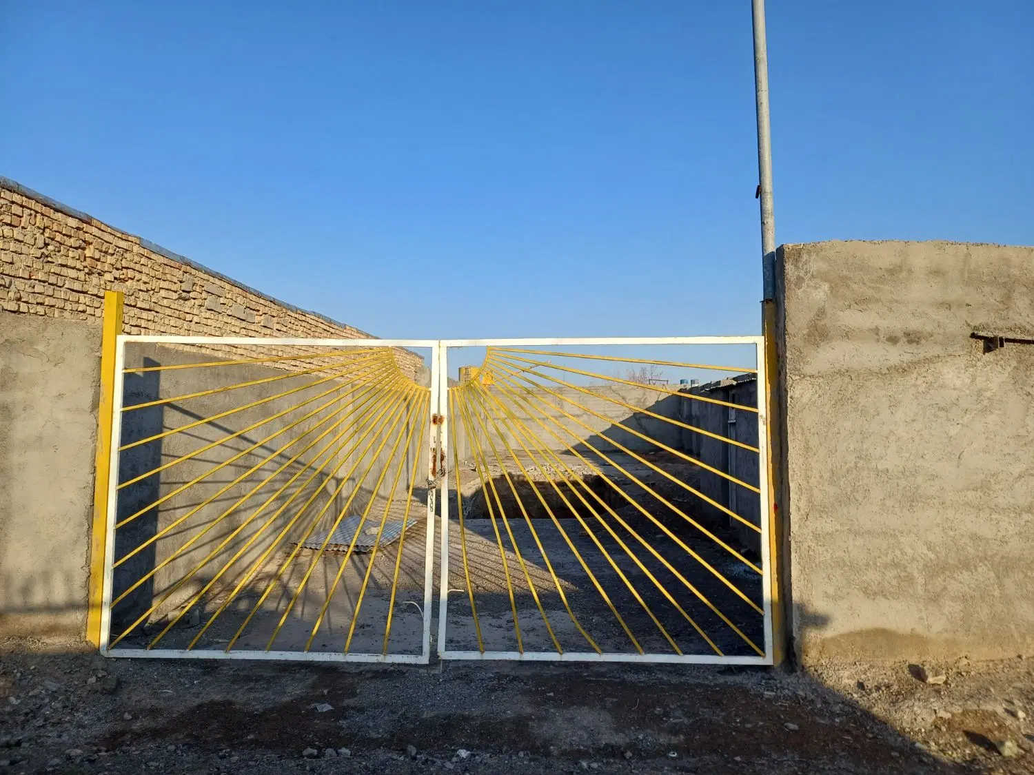 یک قطعه زمین در حسین اباد