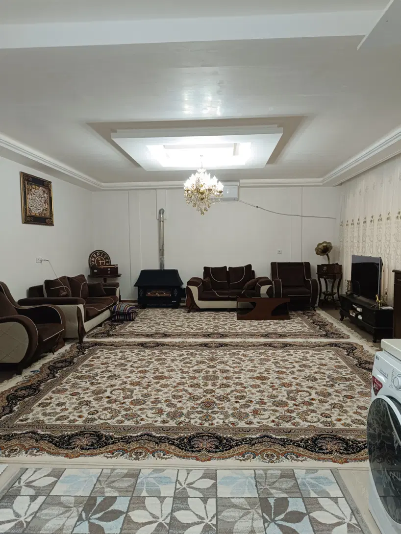 اپارتمان ۹۵ متری خیابان آبشار