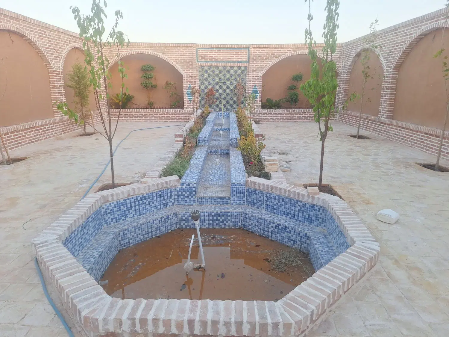 خانه باغ احمدییه