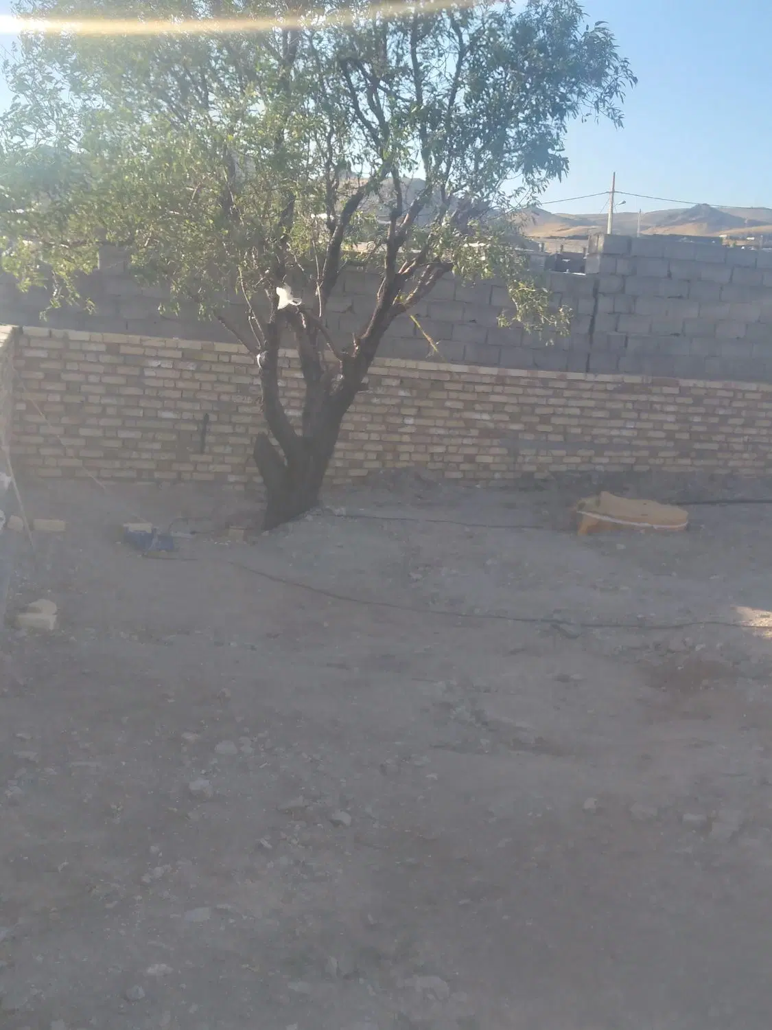 زمین به متراژ ۳۰۰ متر وافعا در روستای چورناب