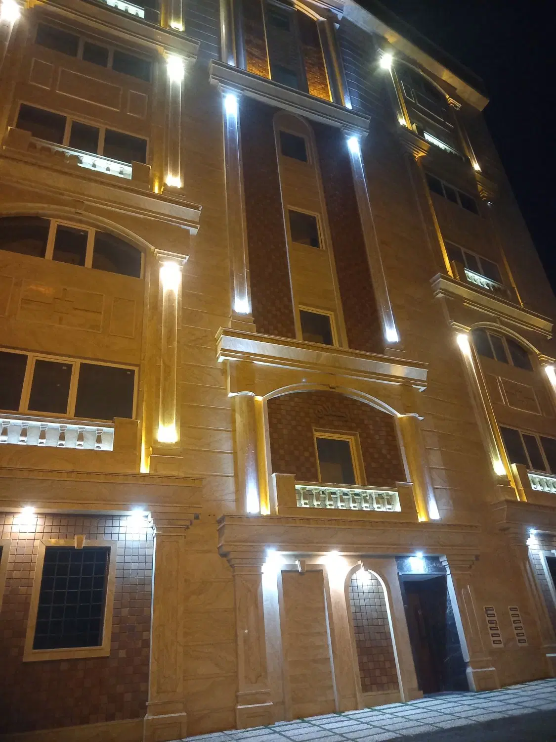 عدالت ۴۶ استرابادی دهم فول نصبی جات ۱۳۰ متر