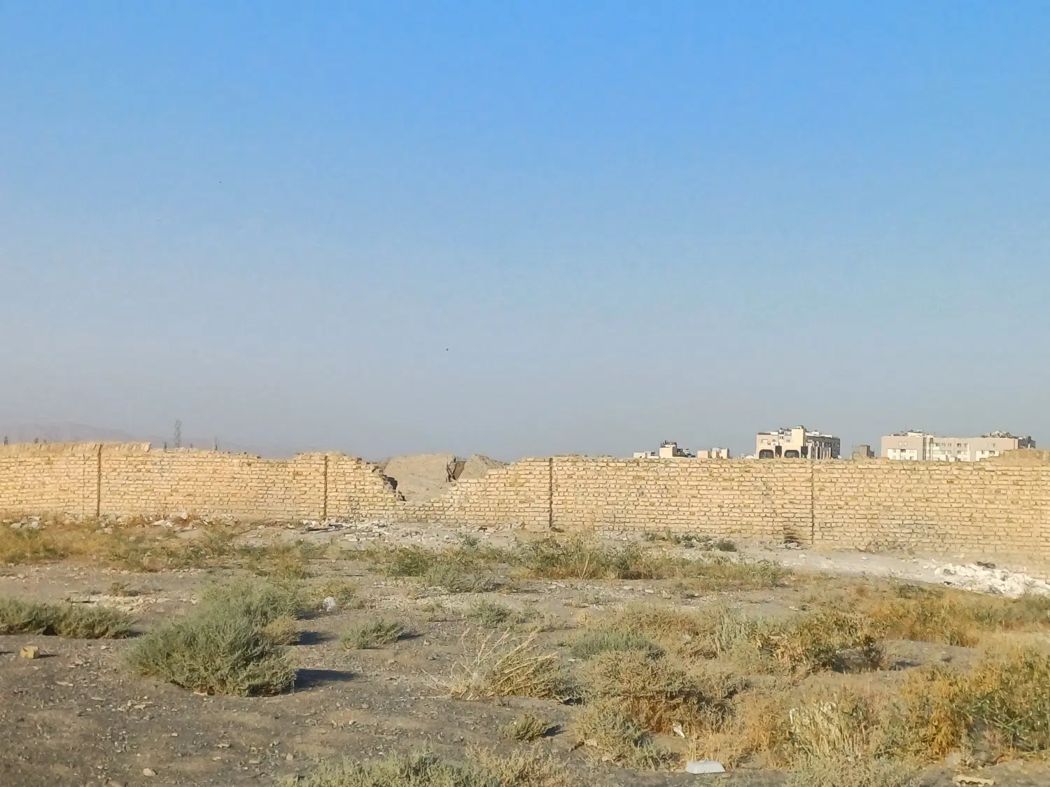 ۲۶۰۰ متر زمین فروشی محدوده روستای فخرآباد مشهد