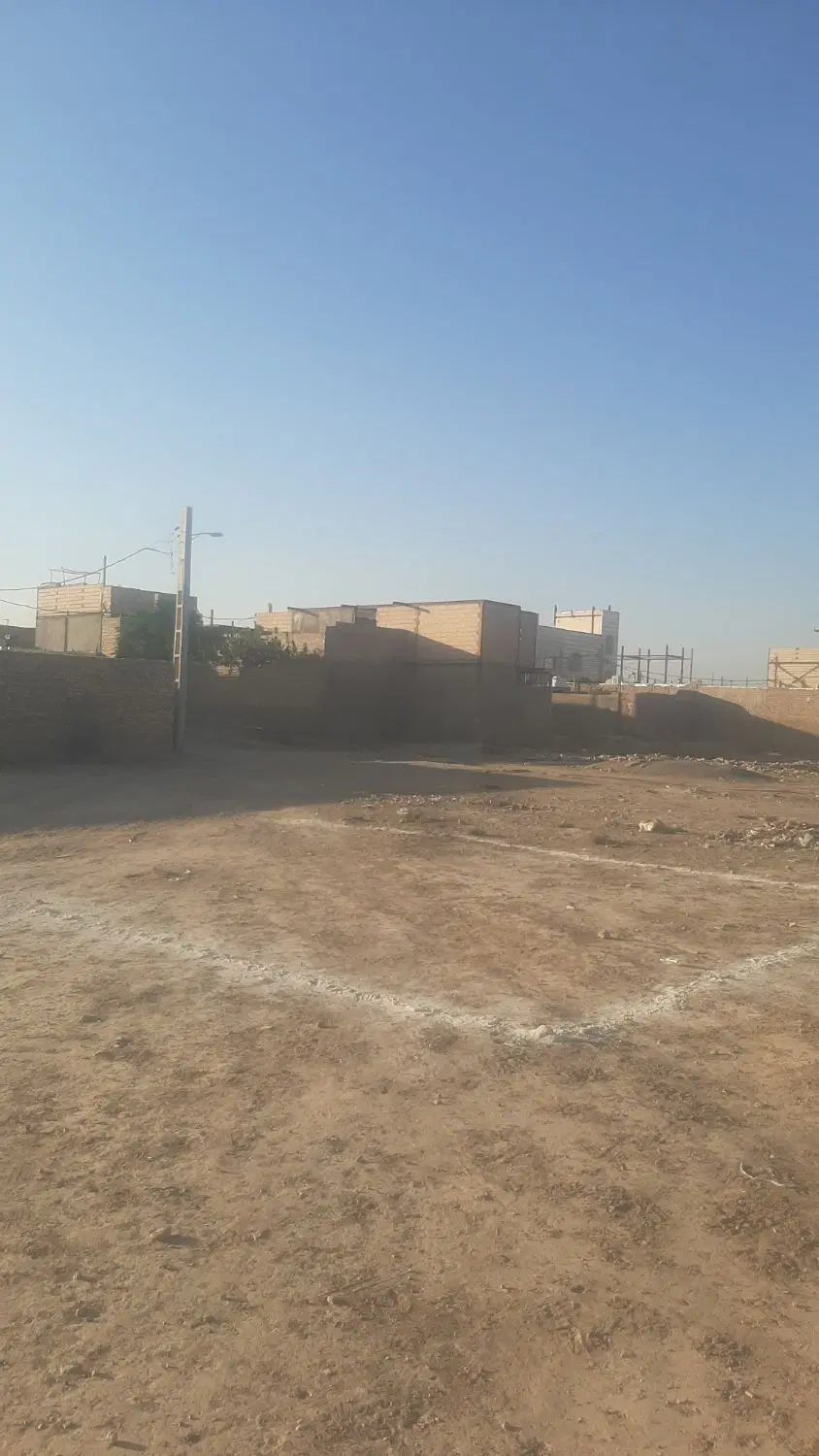 زمین مسکونی۸۴متر