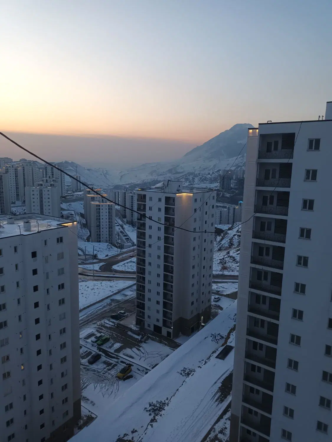 آپارتمان ۸۸متری طبقه۱۲جنوبی تهران