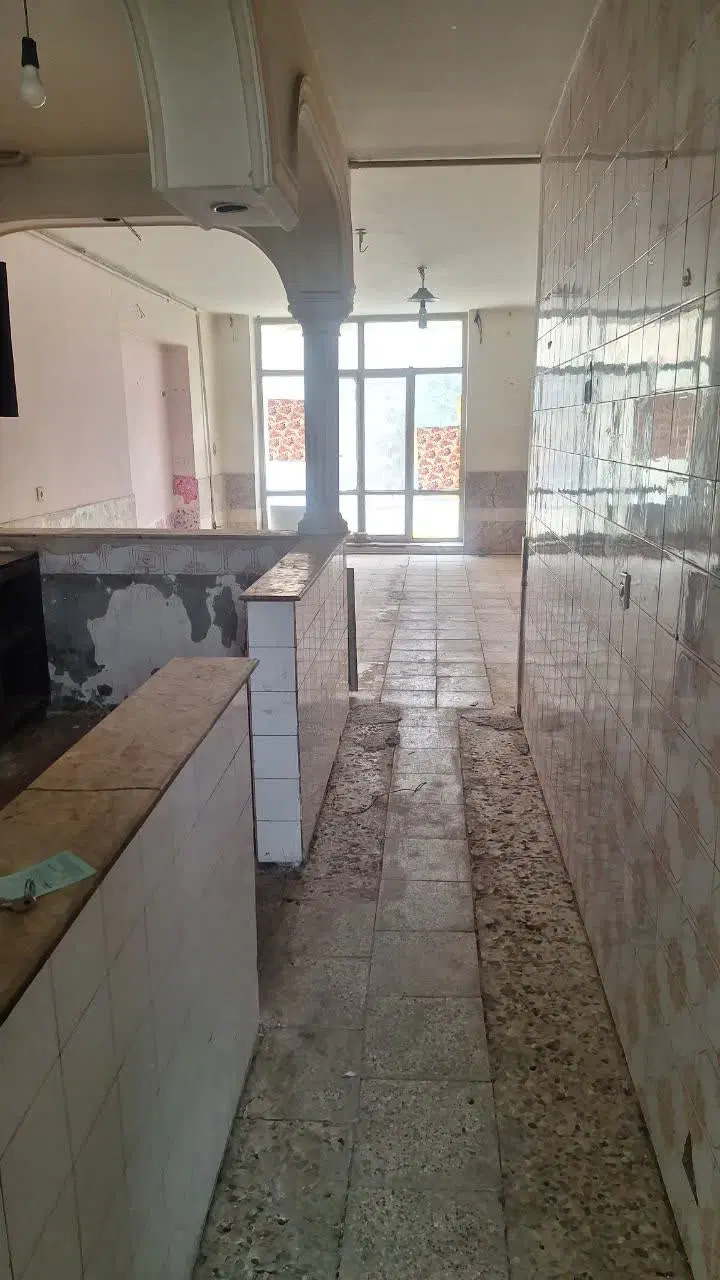 129متری همکف 2طبقه سقف بلند