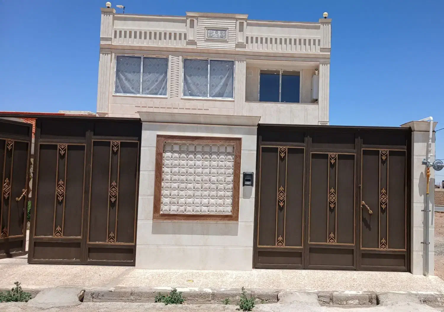 فروش یک واحد منزل طبقه اول در جهاد اباد