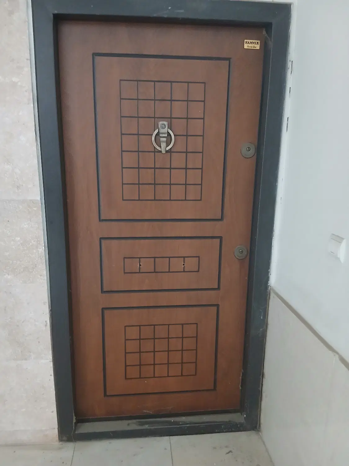 فروش یک واحد اداری