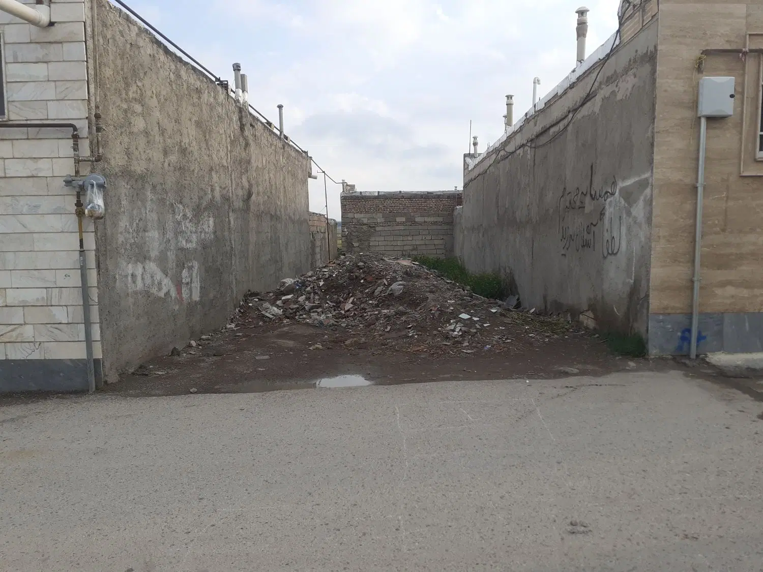 ۱۰۰مترزمین دربهشت