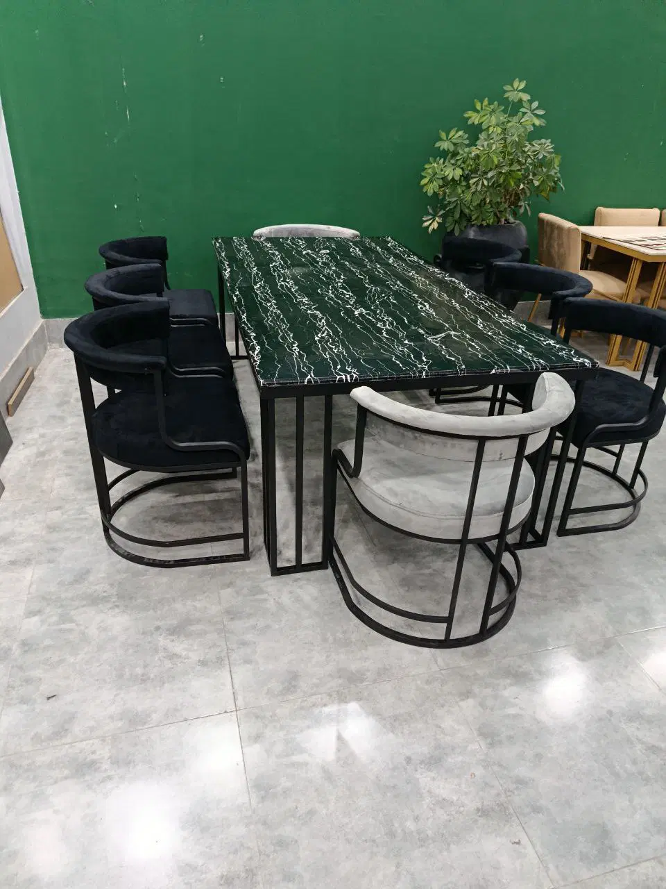 همخونه همخانه