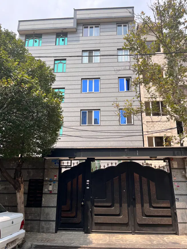 ۶۴ متر فول امکانات