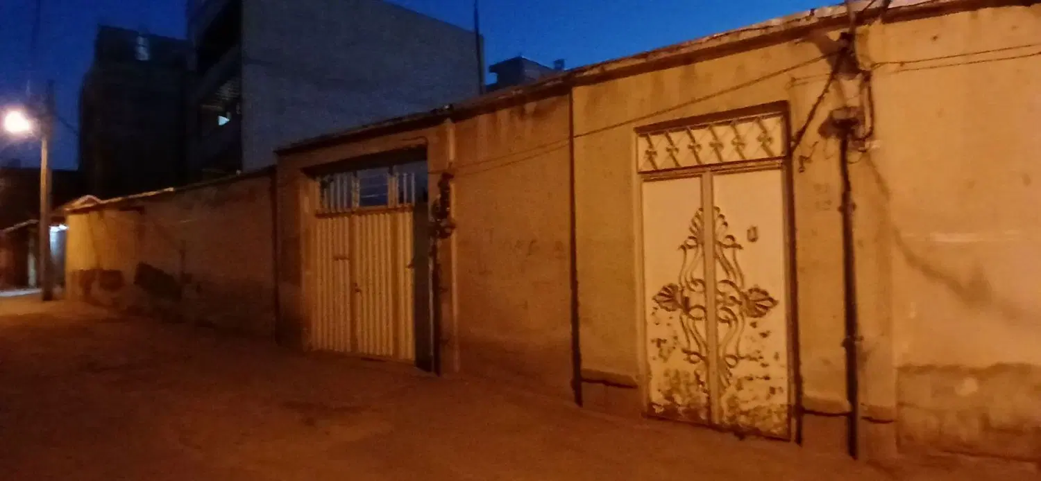 فروش ملک مسکونی سنددار