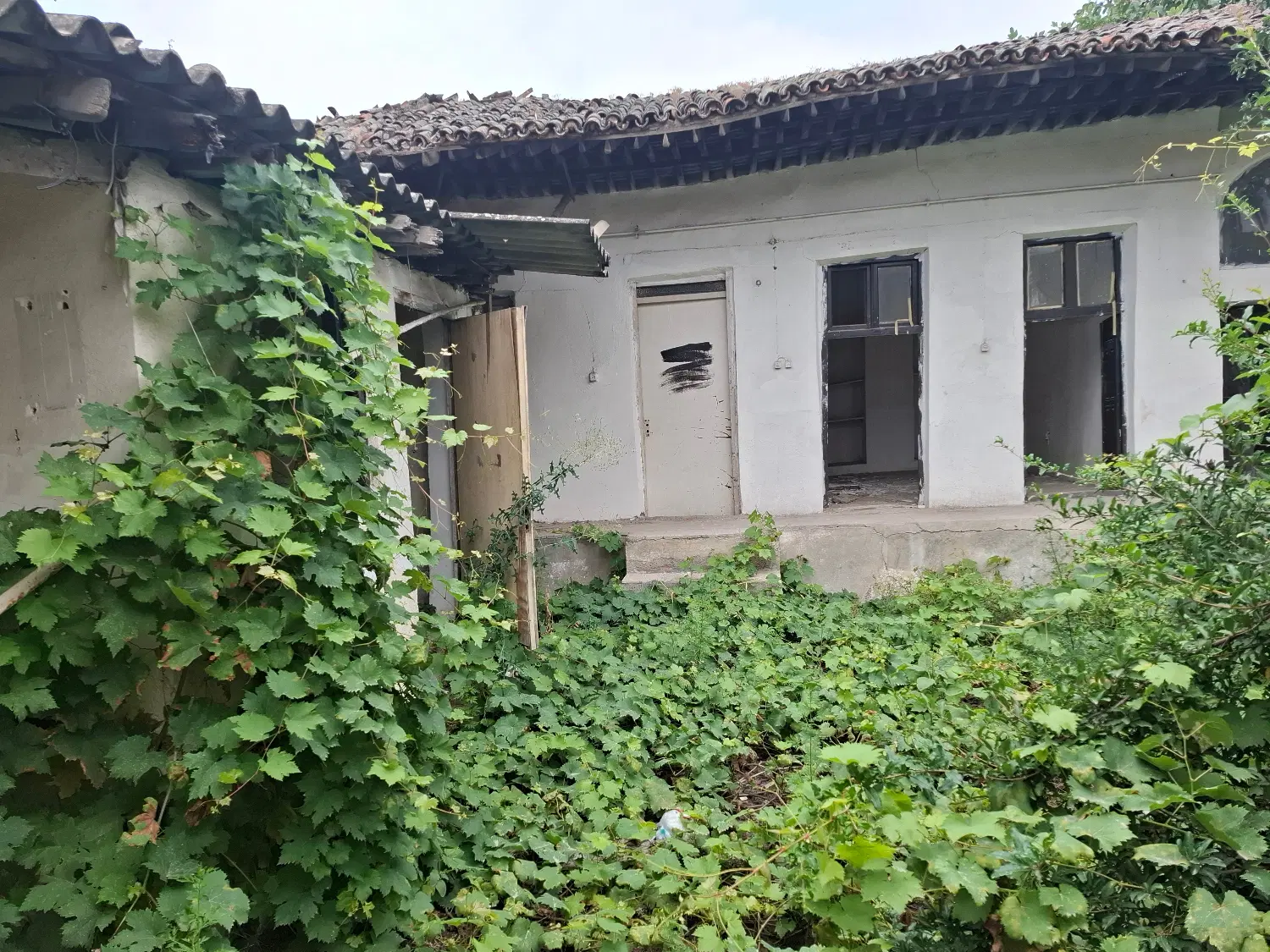 خانه ویلایی در سرچشمه