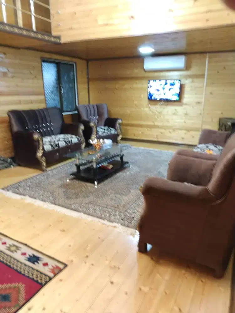 کلبه چوبی شیک دوخوابه پامچال در ارتفاعات لاهیجان