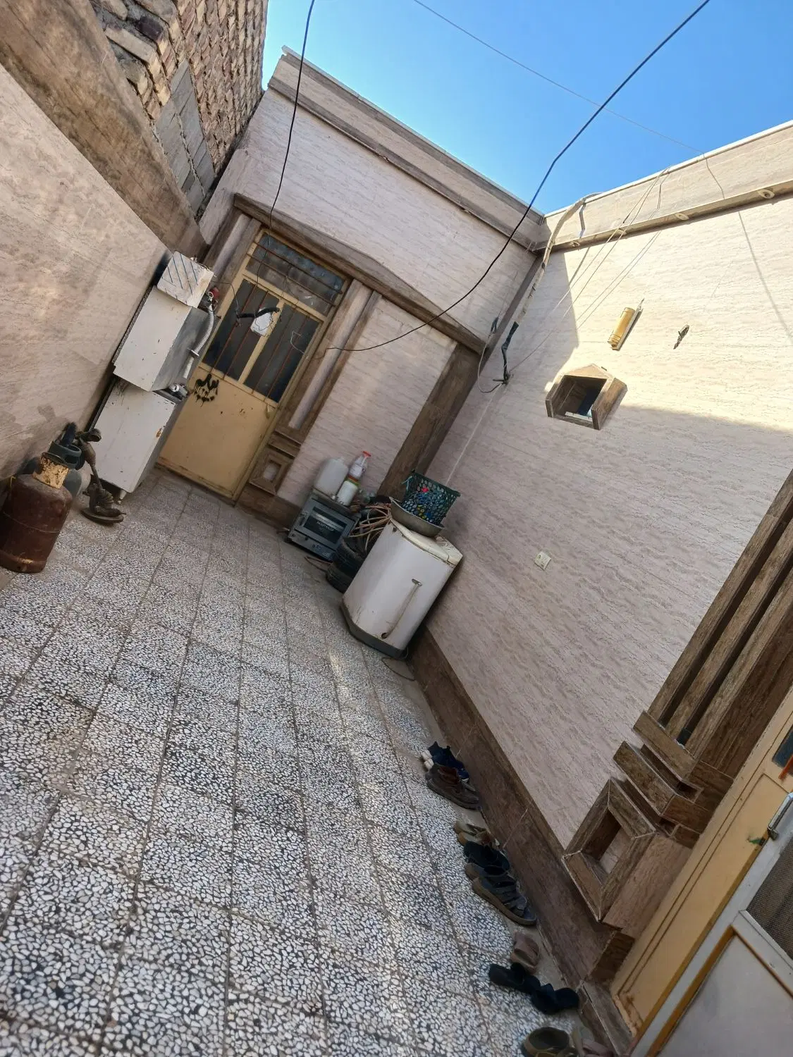 یک باب منزل ویلایی دانشگاه ۱۱