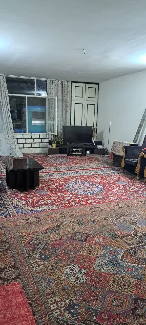 ۱۱۵متری. طبقه اول