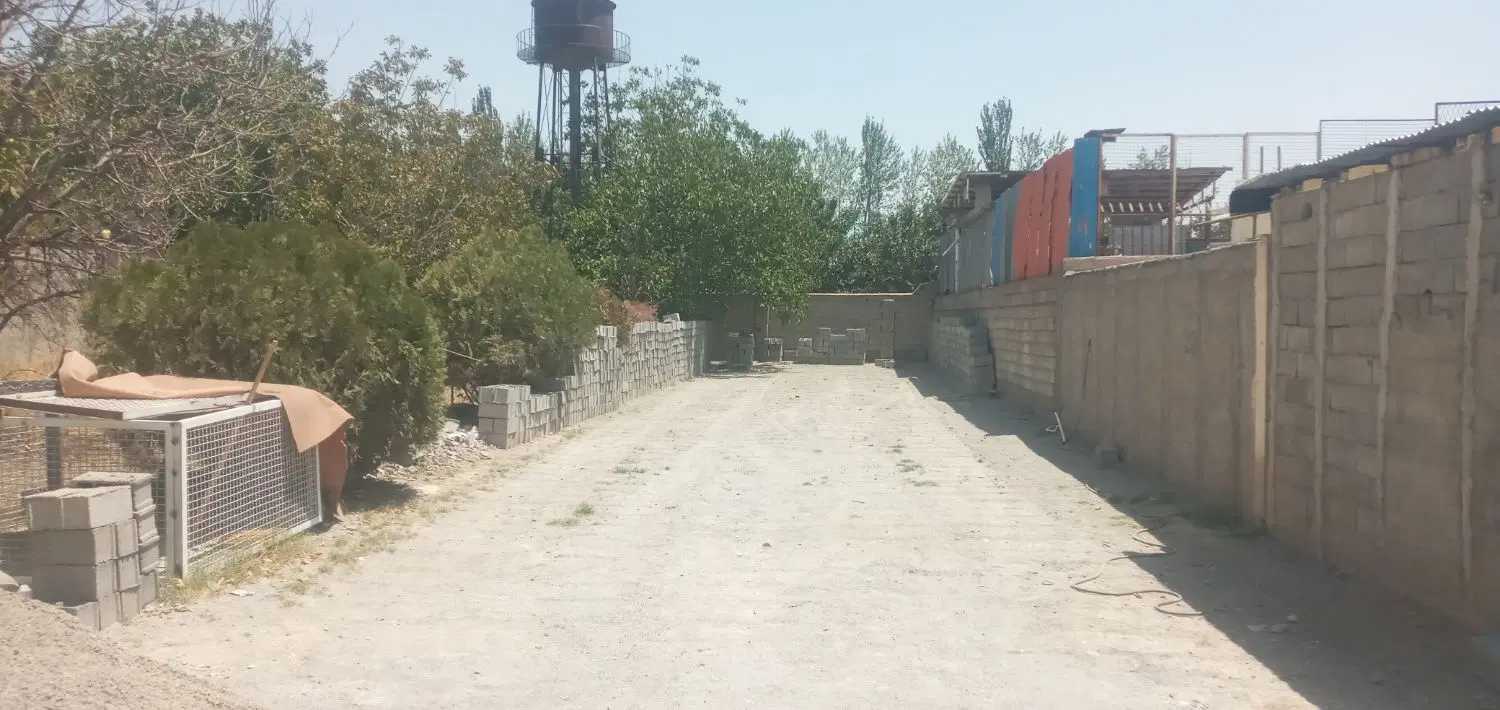 زمین ۴دیواری سند دار