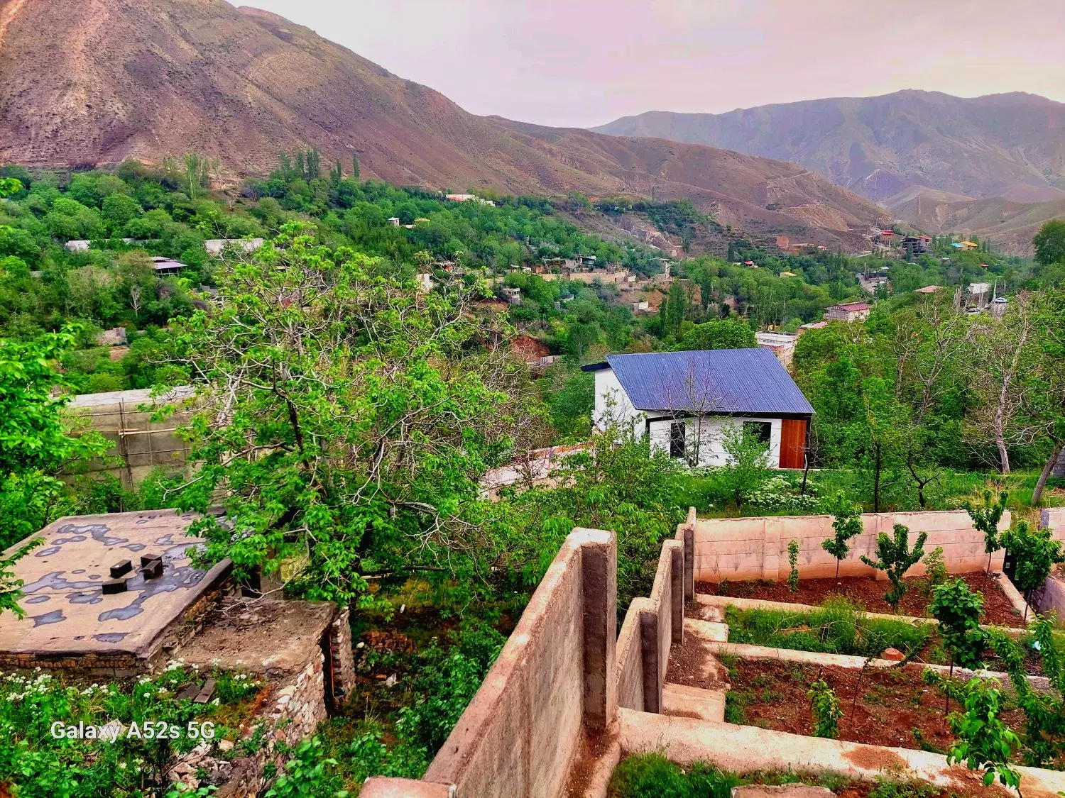 فرصت خرید ۳ قطعه زمین خوش‌موقعیت در برگه‌جهان