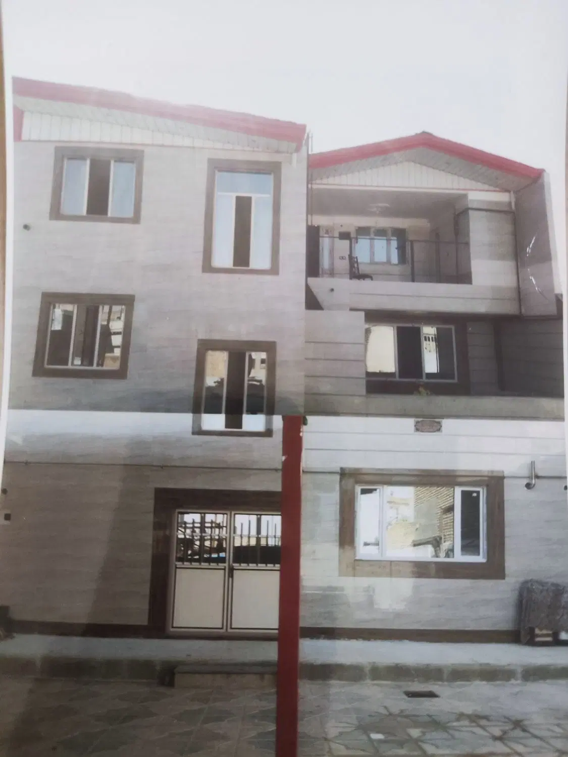 فروش ساختمان طبقه سوم