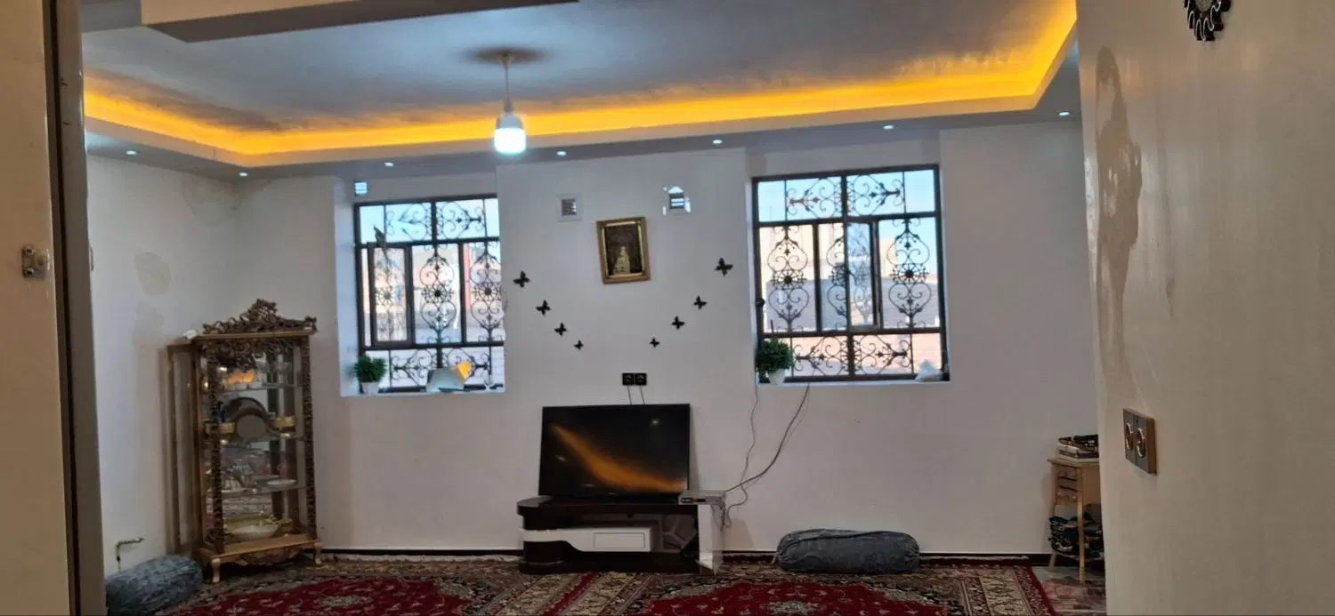 ویلایی دوطبقه دونبش شهرک جهاد