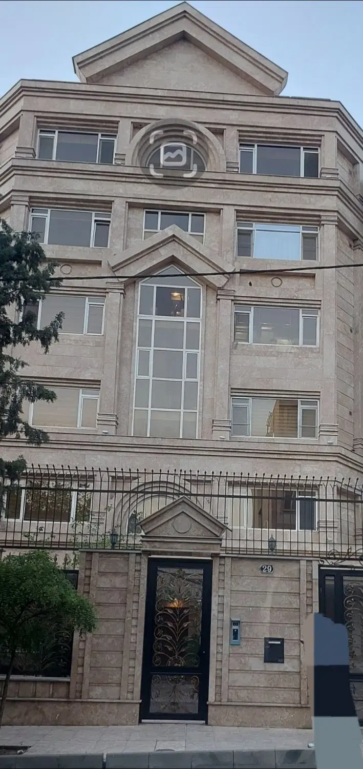 فروش اپارتمان ۱۳۵