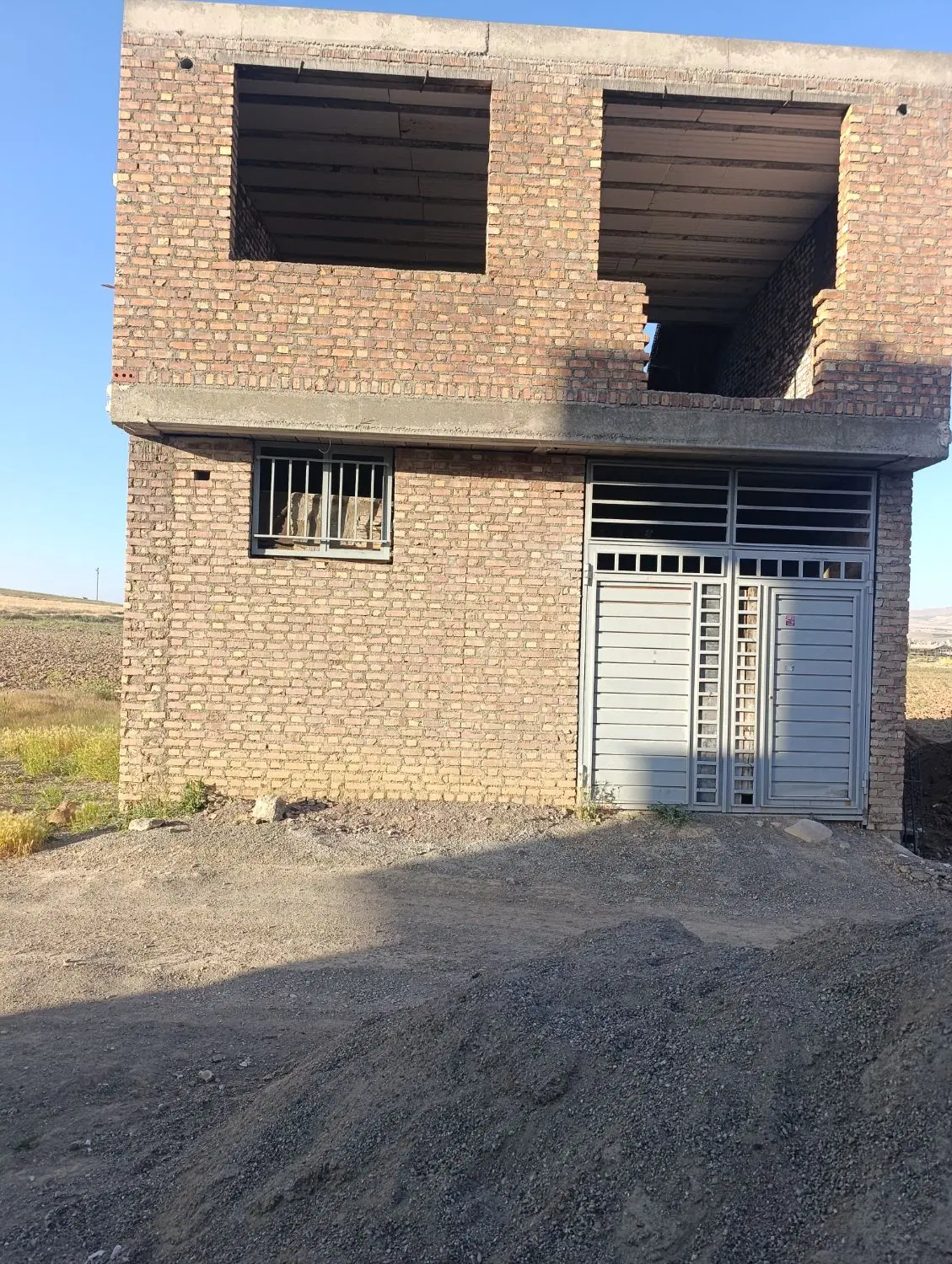 خانه دوطبقه ساجدی۱