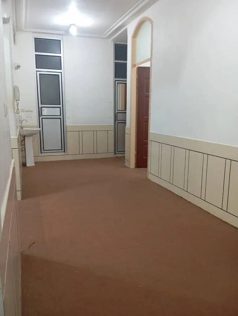 ۲۰۰متر لوکیشن نزدیک اصلی امام