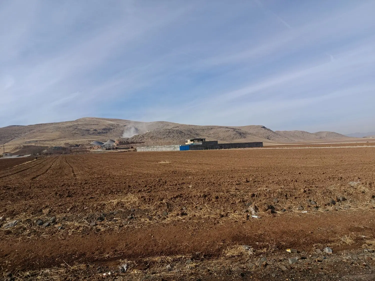 مشارکت در راه اندازی بتن آماده+معدن سنگ
