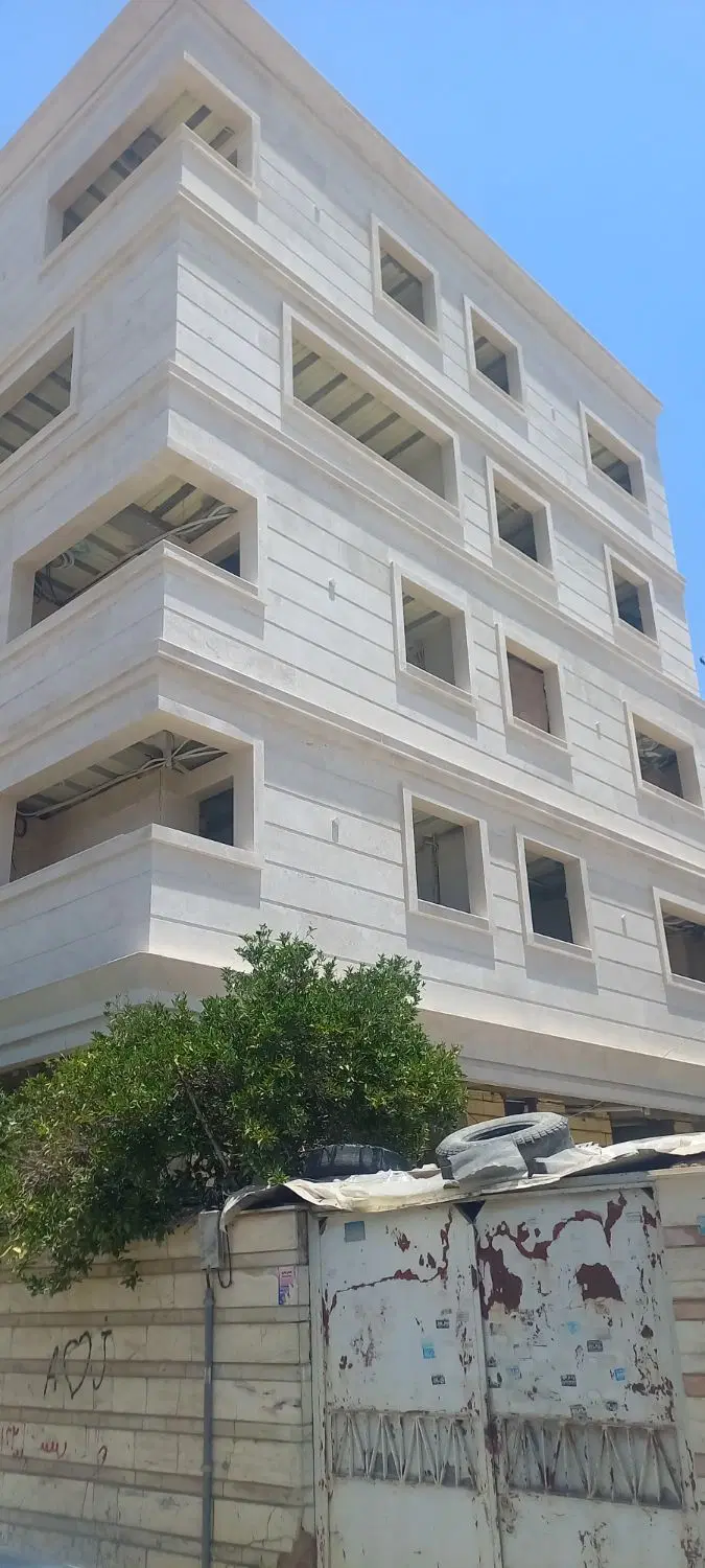 فروش اپارتمان ۳ خوابه مستردار