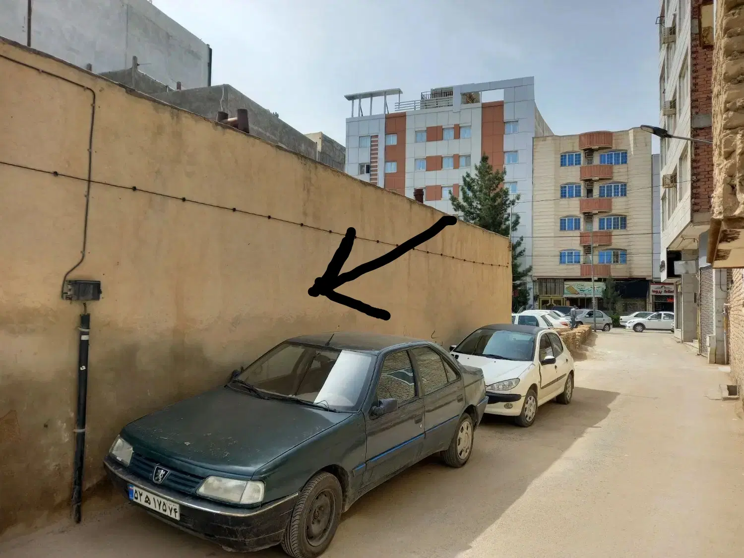 خیابان برنجی. ویلایی. ویلایی ۱۶۰متری دهنه۱۶متر.