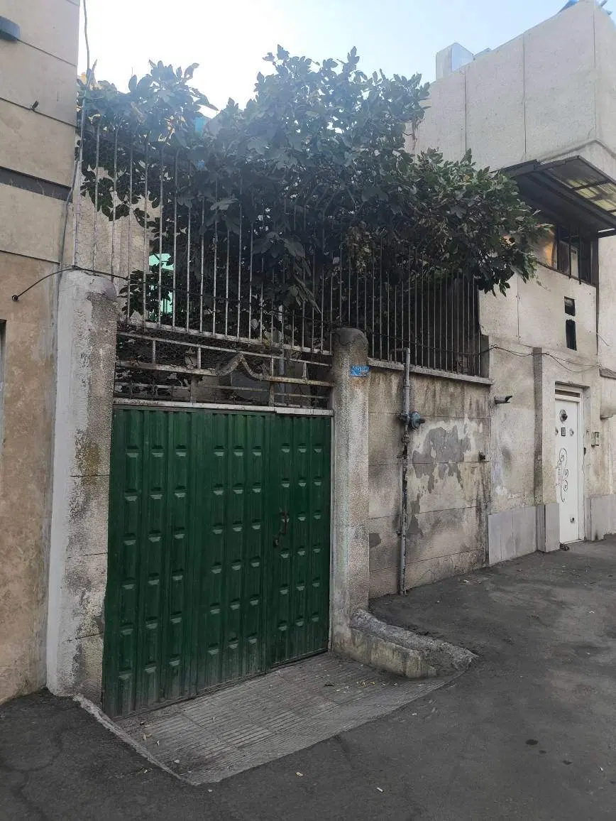 اگهی فروش خانه کلنگی